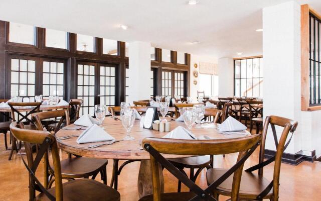 Hillside Boutique Hotel