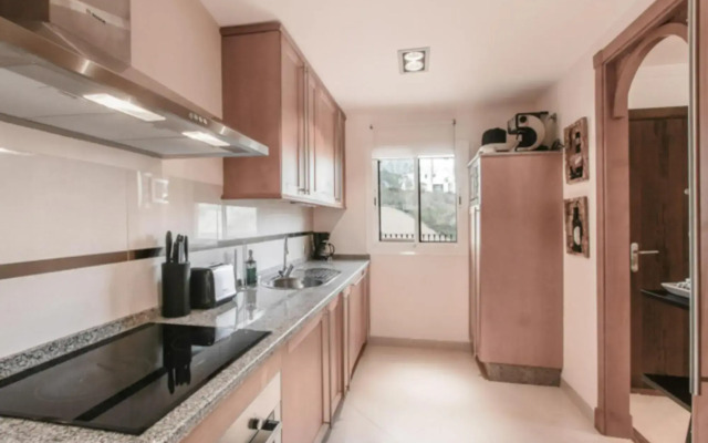 Aloha Hill Club Golf & Spa Apartments