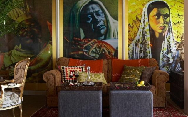 Abalone Hotel & Villas