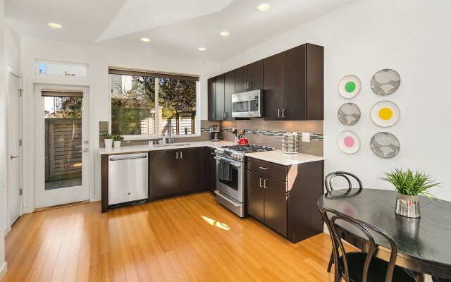 Fremont Jet City Townhome