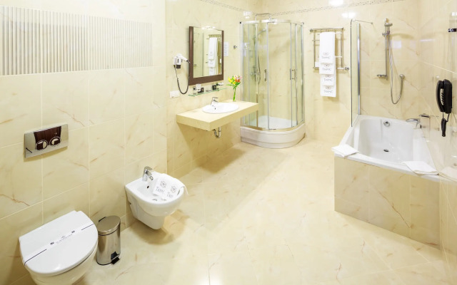 Taurus Hotel & SPA
