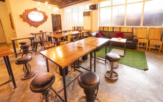 OYO 471 Edilberto's B&B