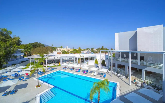Oceanis Park Hotel