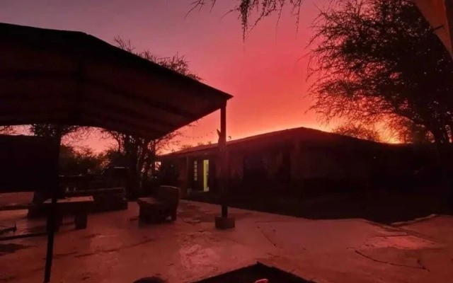 Hostal Rancho Checar