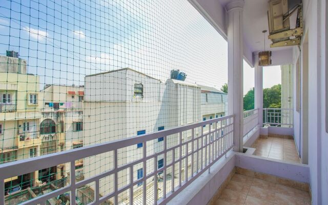 OYO 23360 White Bricks Inn