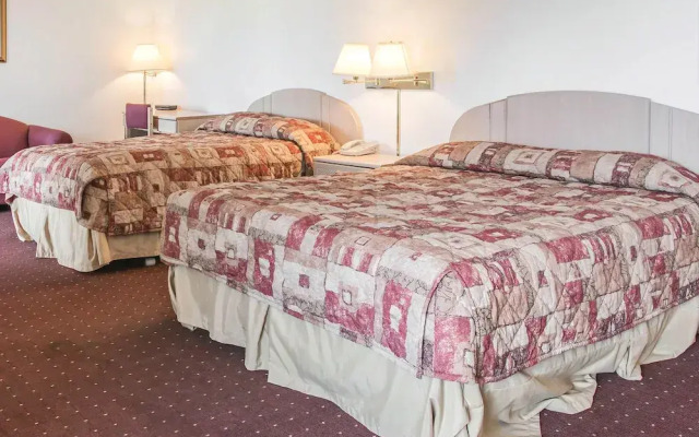 Midland Motor Inn