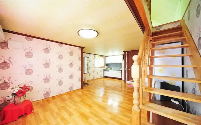 Star Song Pension