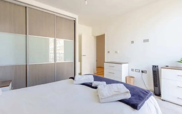 Radiant 1BD Retreat, North Maida Vale!