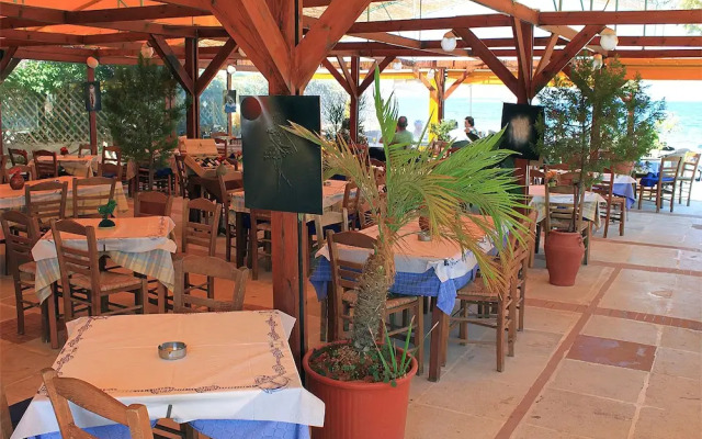 Calypso Hotel Apartments