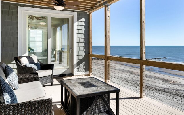 Endless Summer 5 Bedroom Home by Redawning