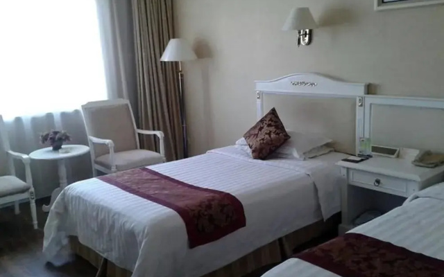 Oujing Holiday Airport Hotel