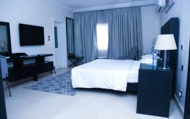 Summerset Continental Hotel Maitama