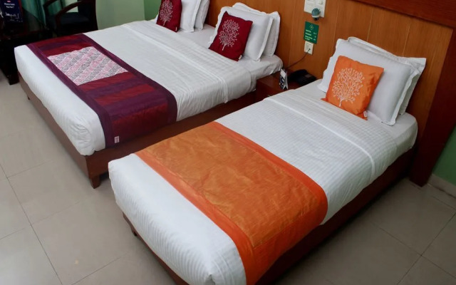 Oyo 2410 Near Railway Station