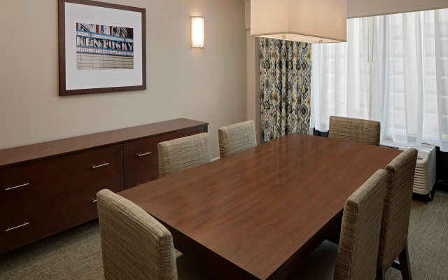 Hampton Inn Louisville Downtown