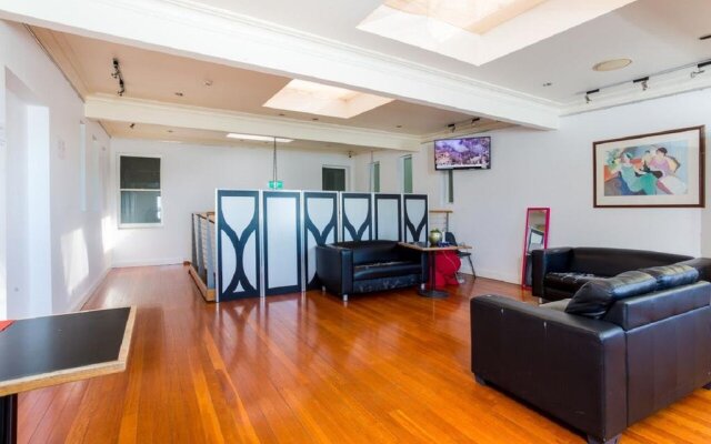 Ibis Budget Newcastle
