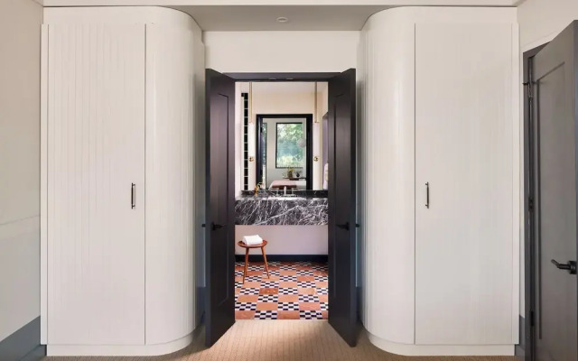Hotel Henrietta