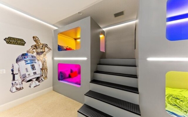 Rvh_374r Golden 6 Bedroom Home