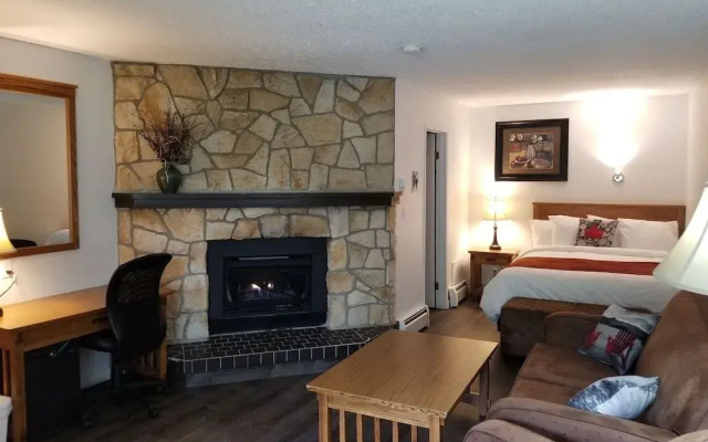 Schott’s Lake Conference & Resort