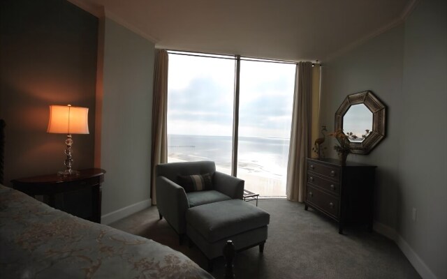 Sea Breeze 1002 Penthouse