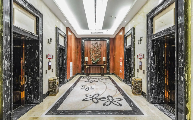 Huaxi Zhongzhou International Hotel
