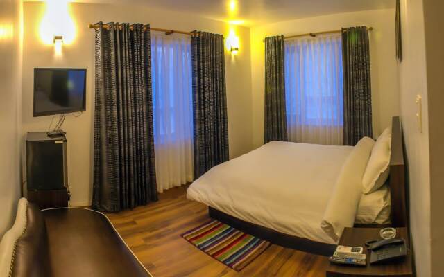 Hotel Ghar