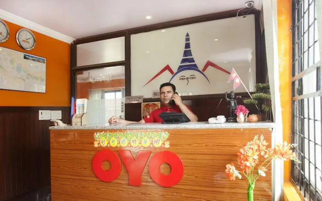 OYO 490 Hotel Royal Stupa
