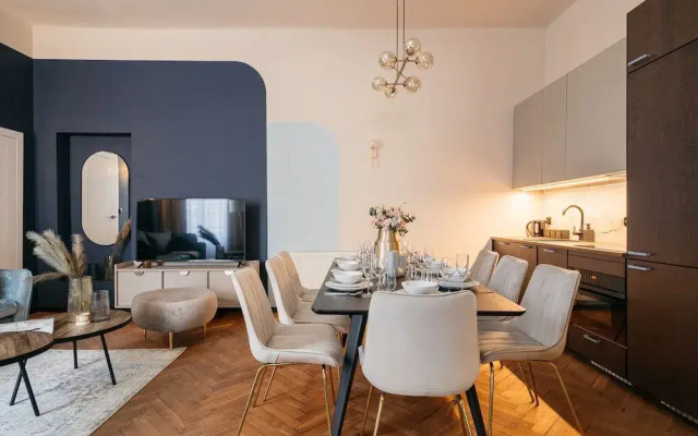 Moonlight II Apartment - LoftAffair
