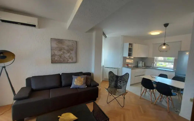 Apartments Fugosic