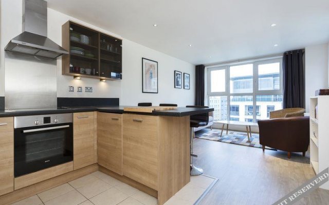 Veeve  2 Bed Flat With Views Imperial Wharf Fulham