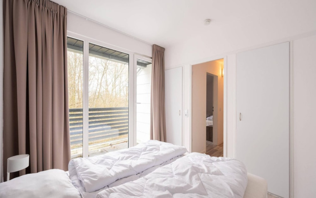 Spacious Holiday Home in Hambachtal Resort