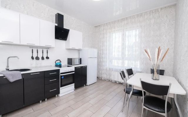 Comfort apartments on Razvedchik Akhmerova Street 3