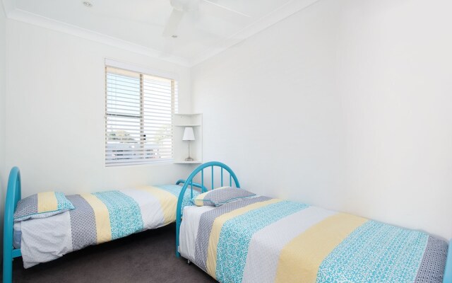 Collendina, Unit 5/19 Kurrawa Close