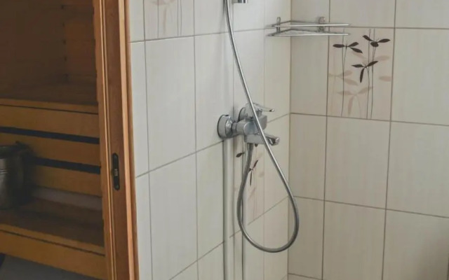 Haanja Guest Apartment with Sauna