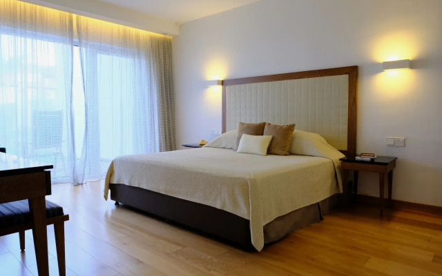 Sunrise Pearl Hotel & Spa