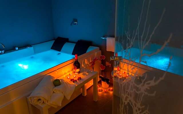 ETNEA 208 LUXURY JACUZZI SUITE Catania