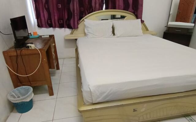 SPOT ON 92338 Karin Kost