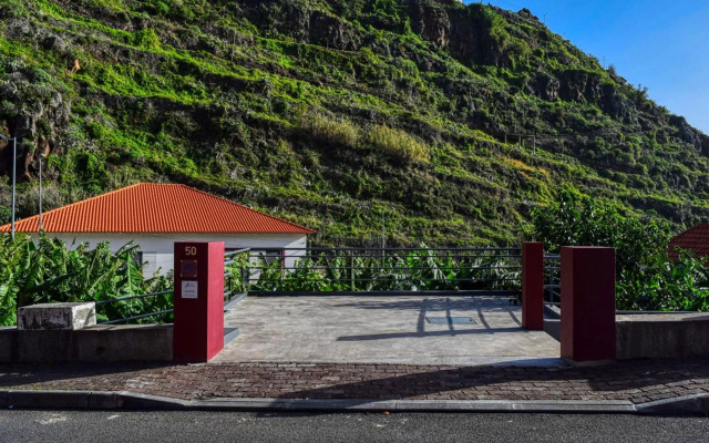 Casa da Praia a Home in Madeira