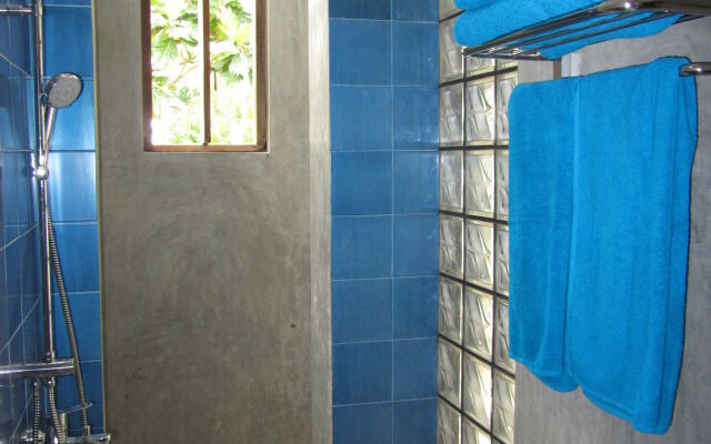 Isana Beach House