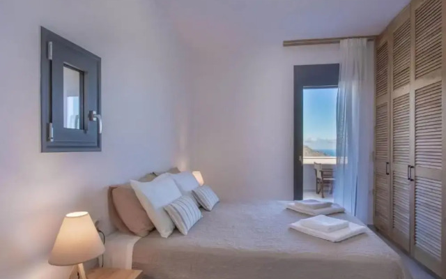 Mesmerising Villa in Plaka Elounda With Pool