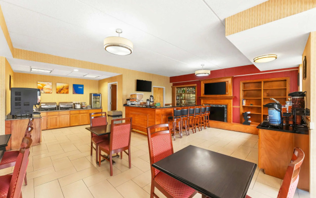 Comfort Inn Lehigh Valley West - Allentown