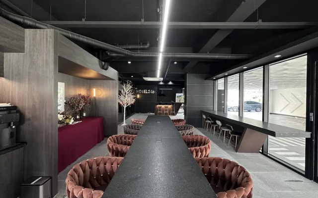 Hotel 24st Urban Brown Seosan Lake Park