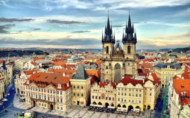 AIRSTAY PRAGUE - 3 BEDROOM residence with SAUNA