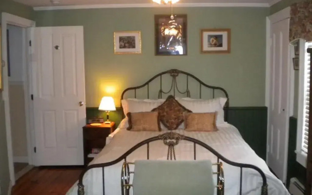 The Stirling House B&B Greenport