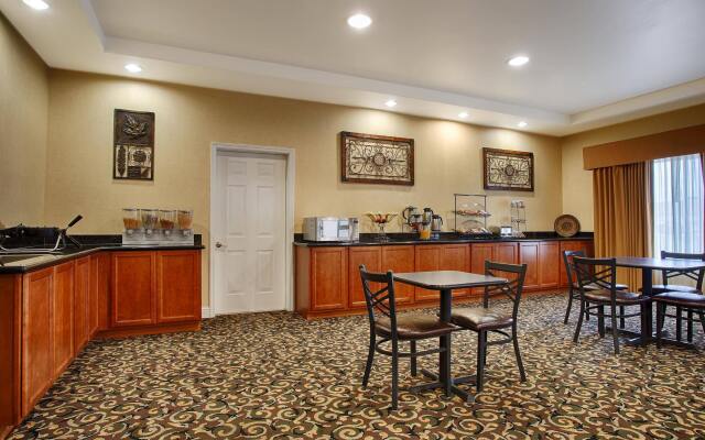 Best Western Comanche Inn