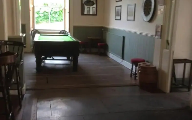 The Somerset Arms