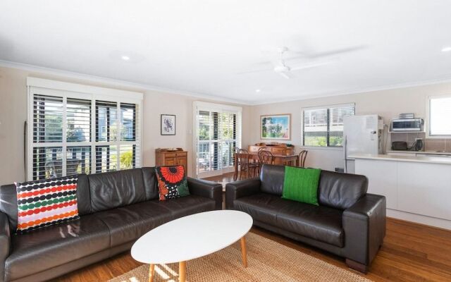 5 Northaven Ave in Bawley Point