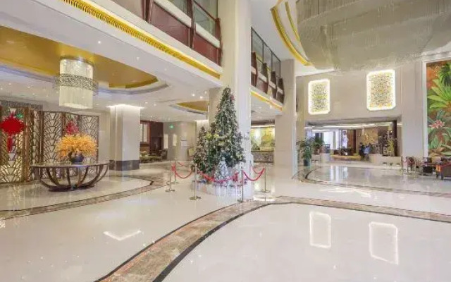Zhongyi Holiday Hotel