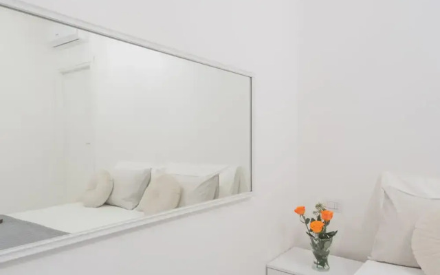 Luce Apartment in Como
