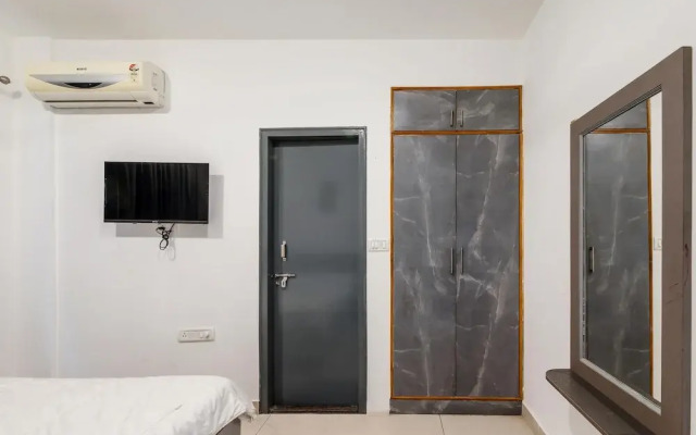 Diamond Suites Service Apartment