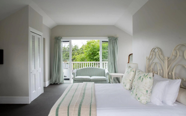 The Martinborough Hotel – Guest Rooms – Martinborough